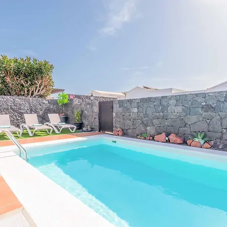 Elma Villa Playa Blanca